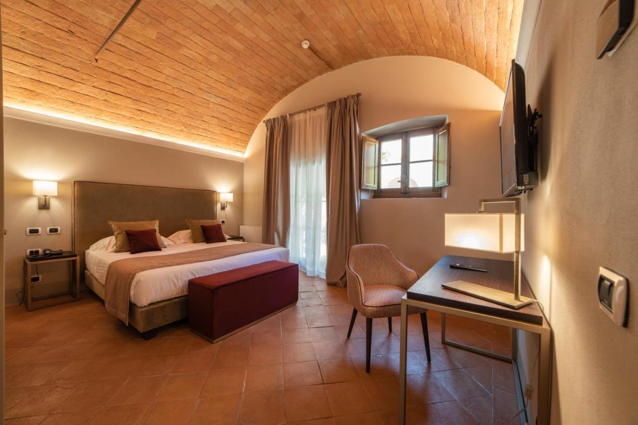 Relais Della Rovere Колле-ди-Валь-д'Эльса Экстерьер фото